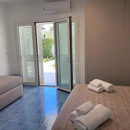 Bed & Breakfast Itinera Baia And Breakfast 4*