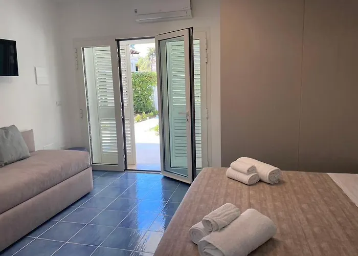 Bed & Breakfast Itinera Baia And Breakfast 4*