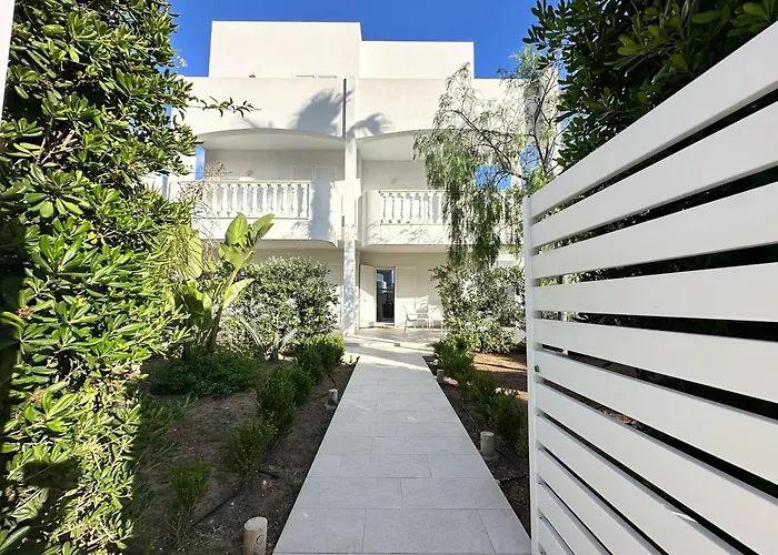 Bed & Breakfast Itinera Baia And Breakfast 4*