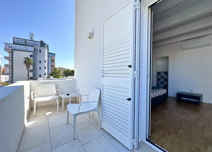 Bed & Breakfast Itinera Baia And Breakfast